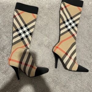 Burberry boots